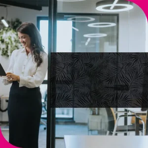 Screen - Palms Black -lineahogar - foto ambiente