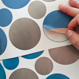 Sticker Dots Silver - bolas azules y plata - Lineafix Adhesive